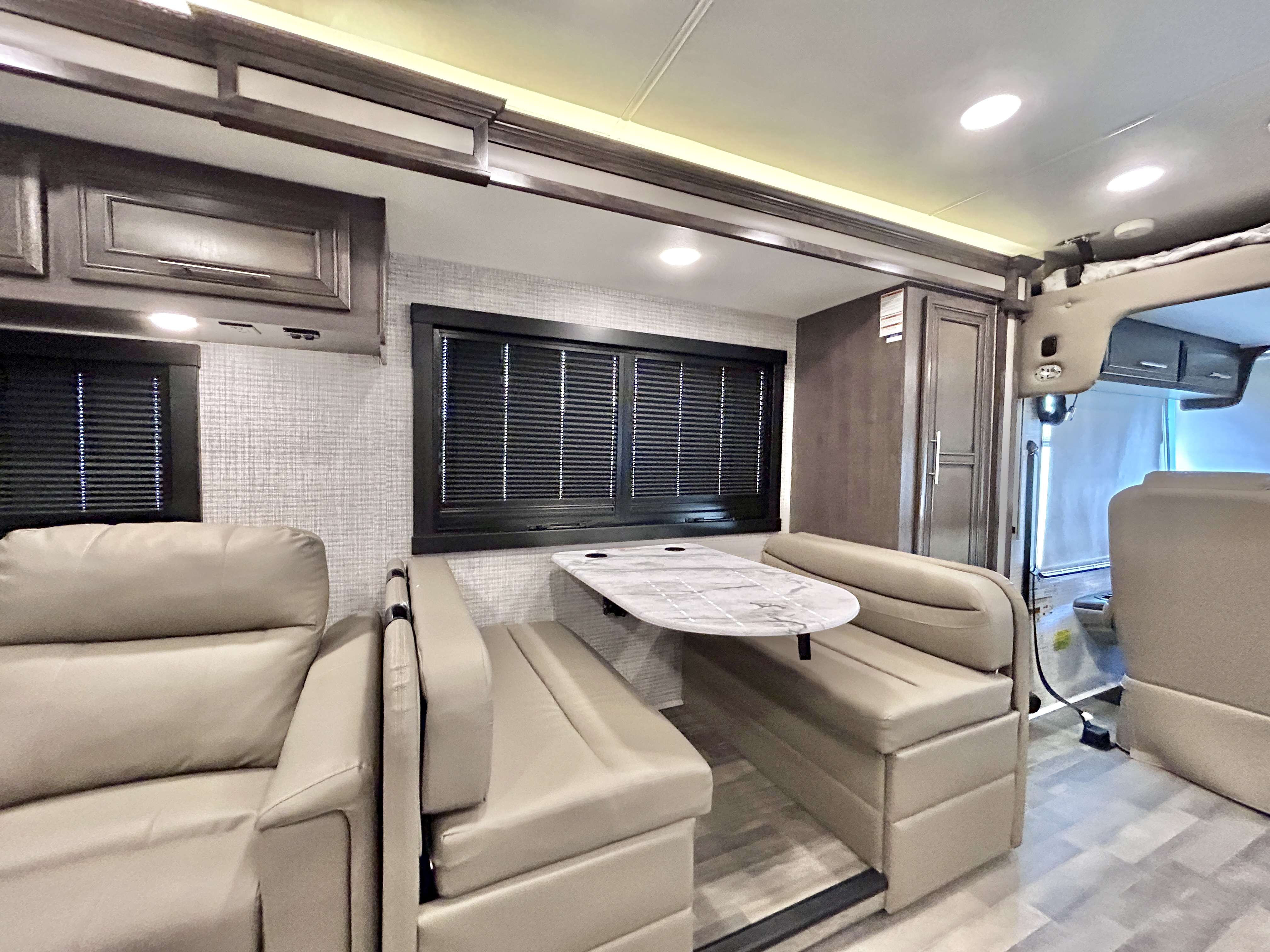 2023 ENTEGRA COACH ENTEGRA 34B - Image 16