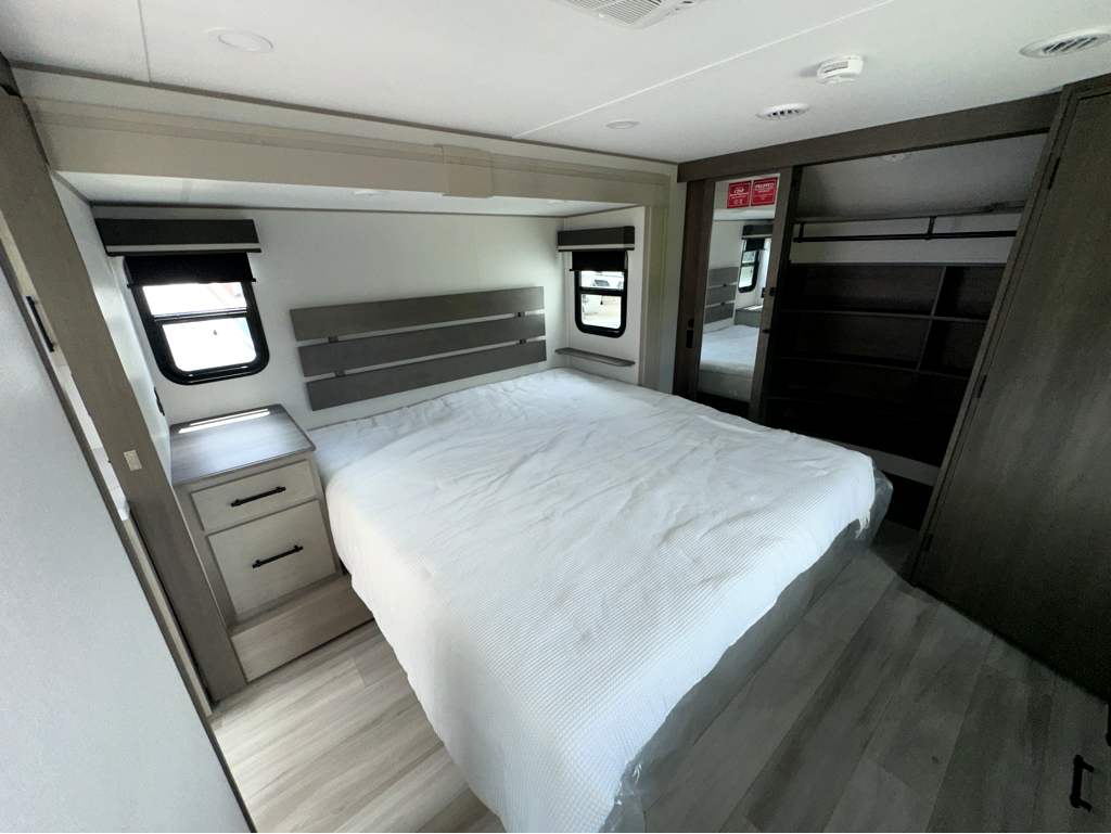 2026 GRAND DESIGN INFLUENCE 3503GK - Image 25