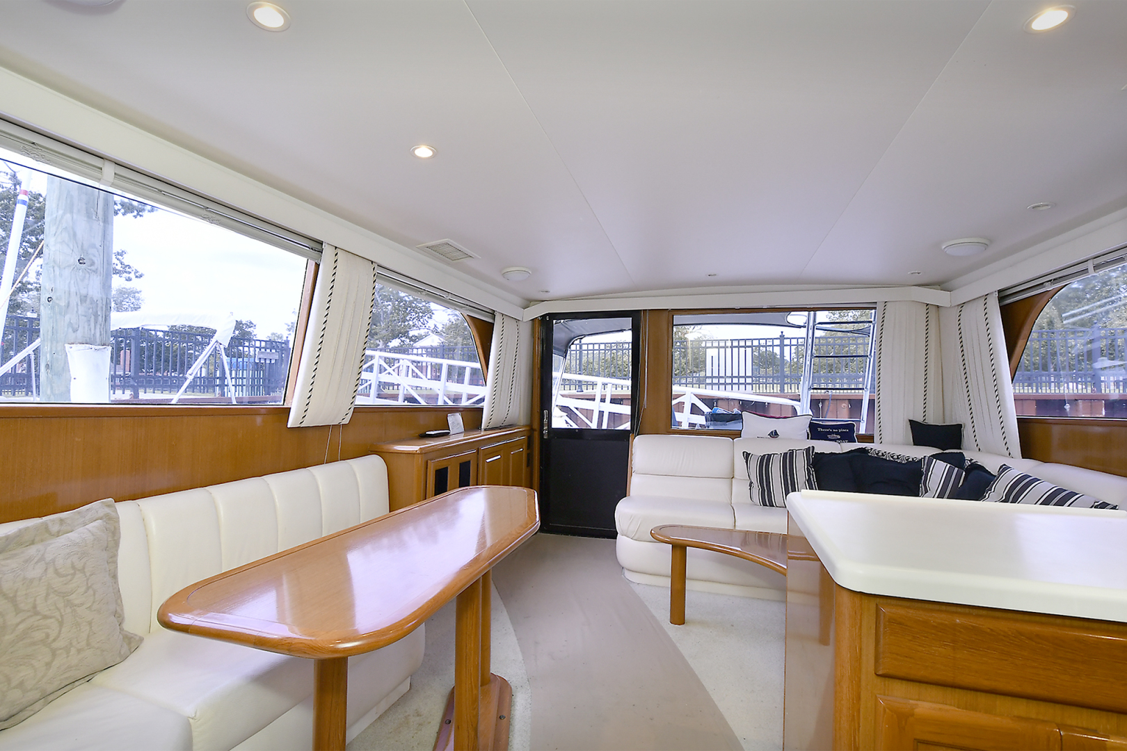 1997 Viking 47 Convertible - Image 23
