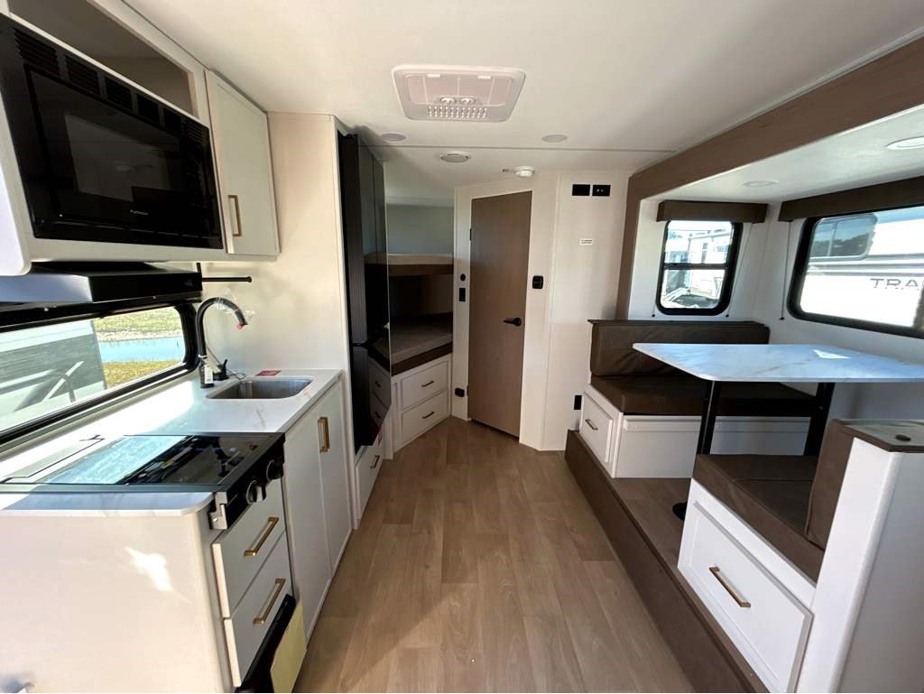 2026 GRAND DESIGN TRANSCEND 161BH - Image 22
