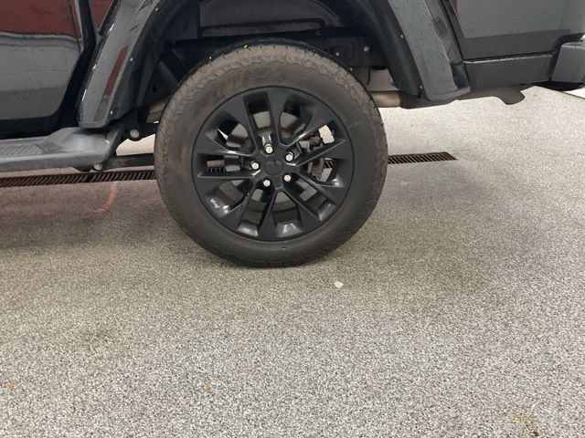 2022 Jeep Gladiator Crew Cab High Altitude 4WD - Image 10