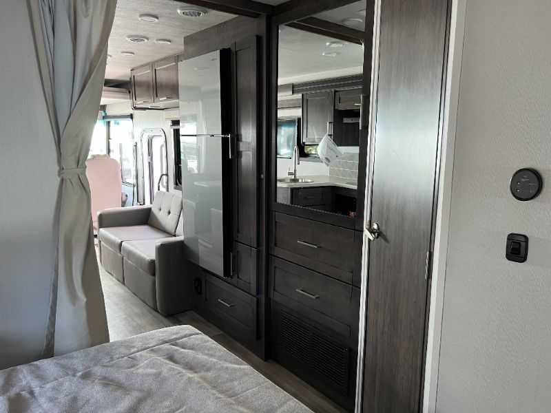 2026 Entegra Coach Vision SE 27ASE - Image 11