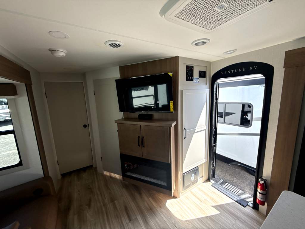 2027 VENTURE RV SPORTTREK 333VIK - Image 11