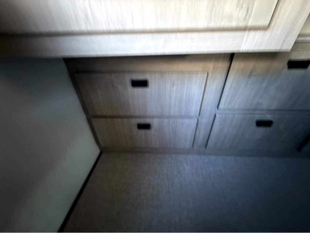 2027 GRAND DESIGN LINEAGE SERIESE 30DC - Image 28