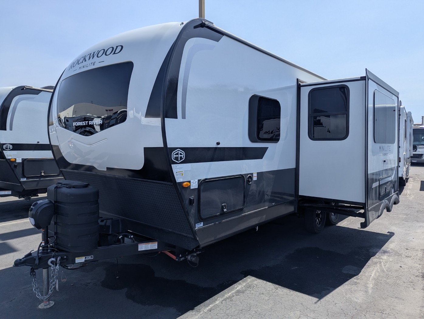 2026 Forest River Rockwood Mini Lite 2520BH - Image 3