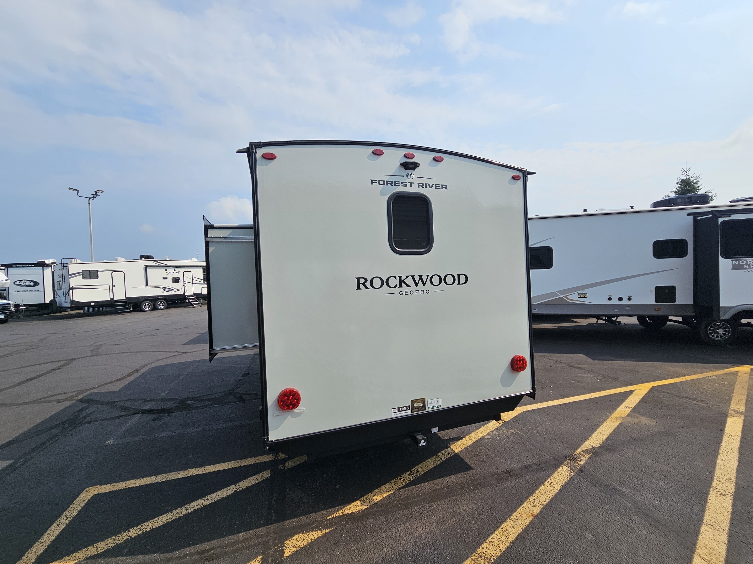 2027 ROCKWOOD GEO-PRO 17SLE - Image 5