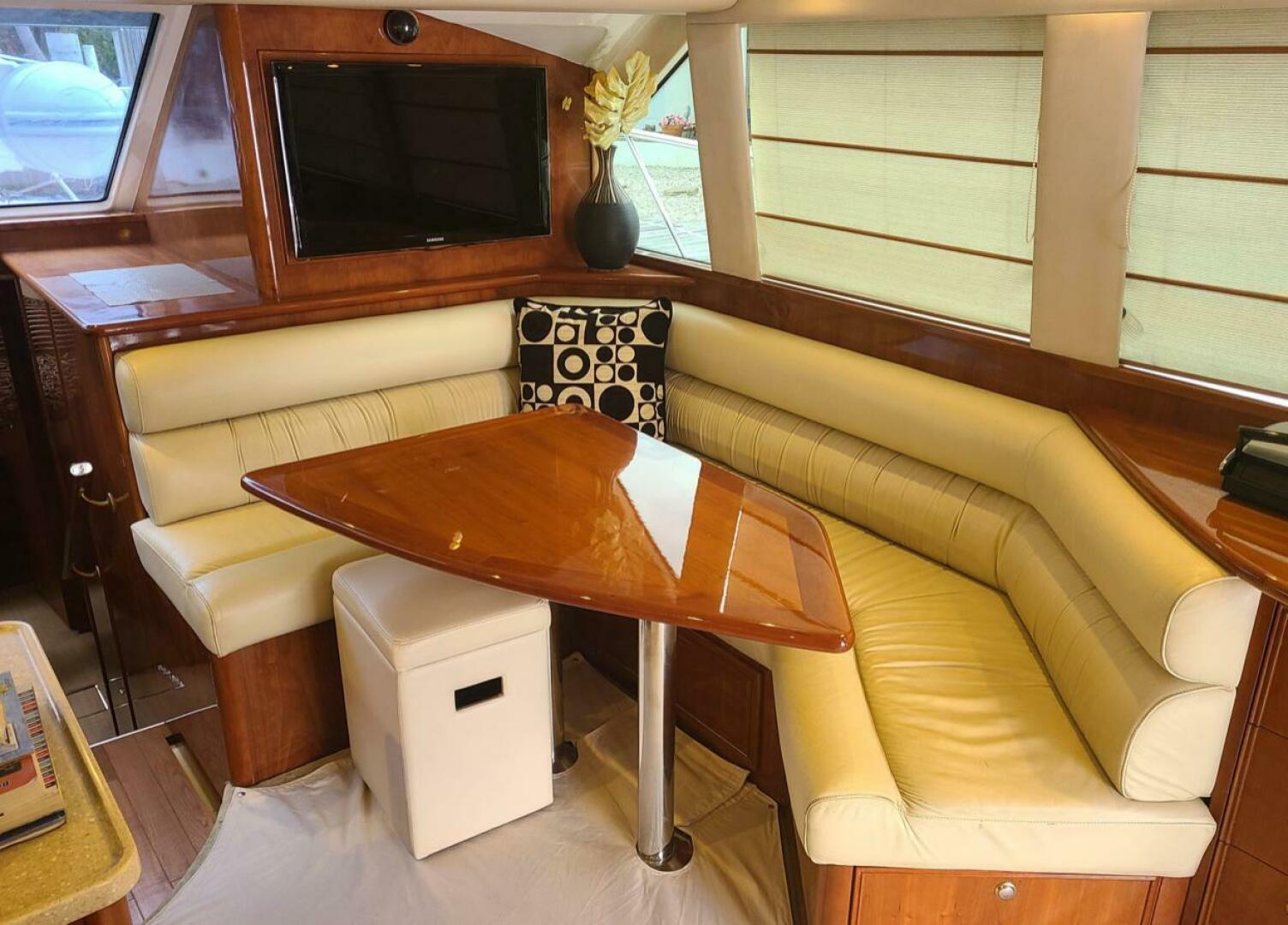 2009 Riviera 47 Enclosed Flybridge Series II - Image 35