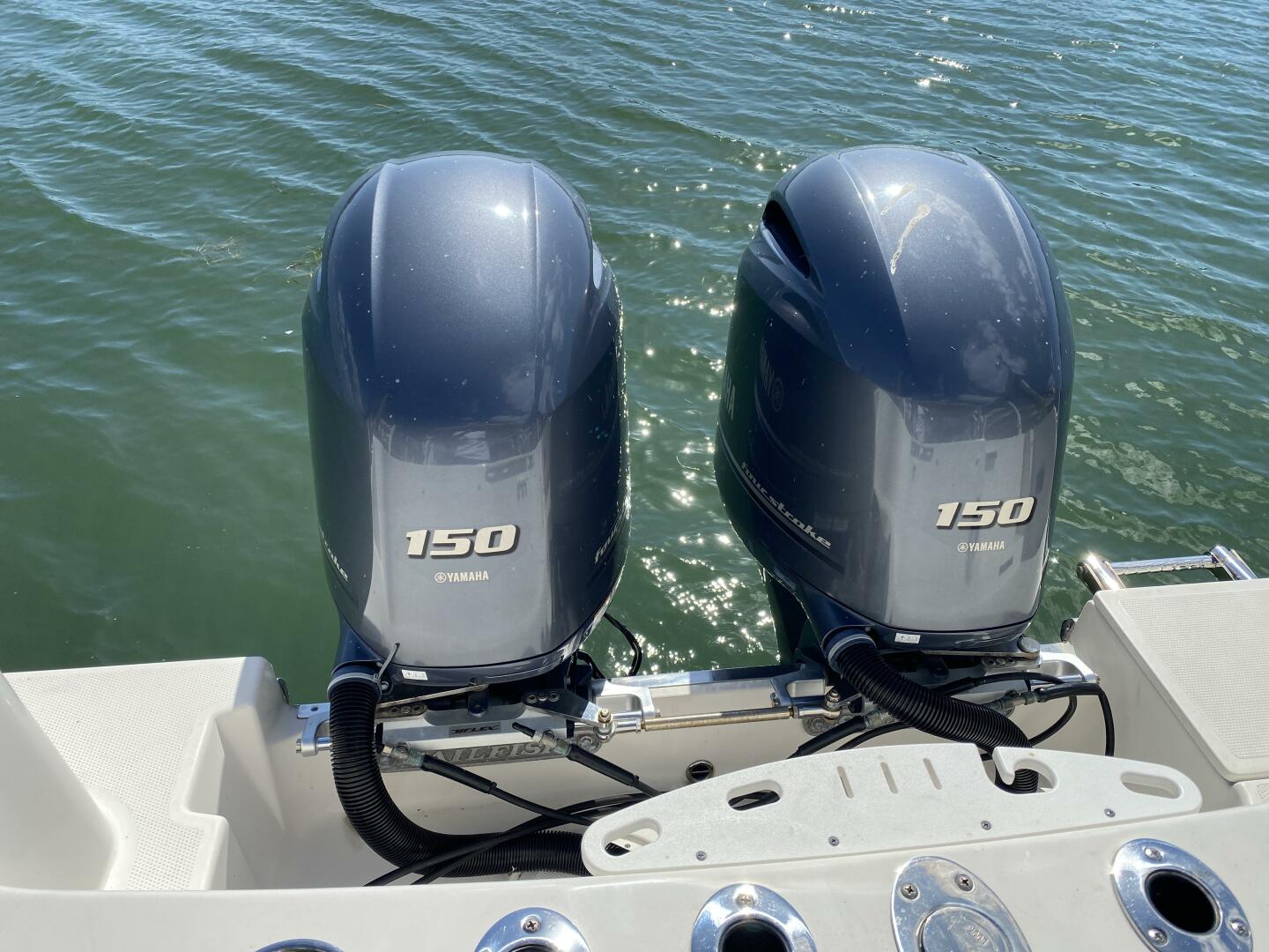2018 Sailfish 275 Dual Console - Image 14