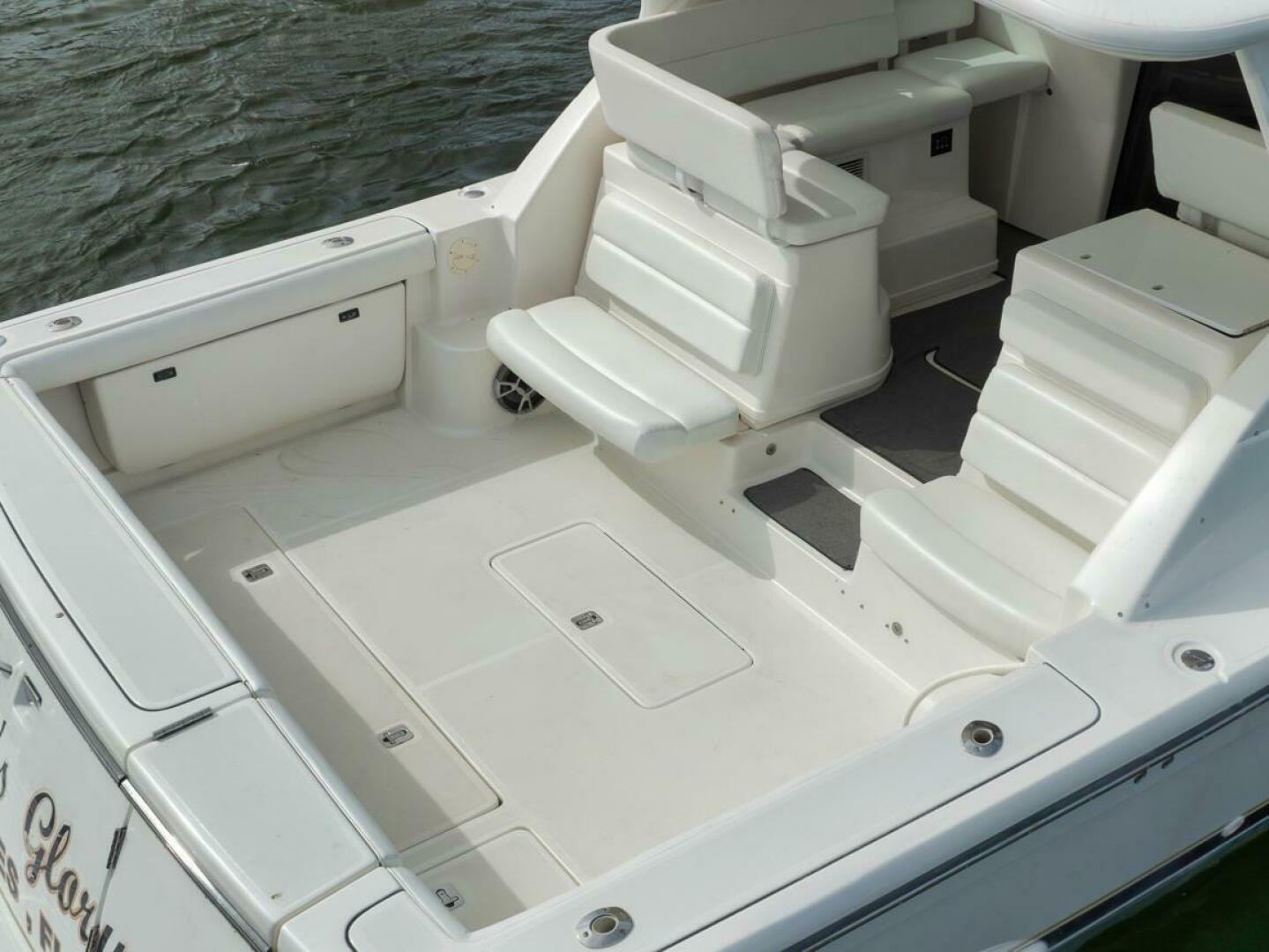 2004 Tiara Yachts 38 Open - Image 10