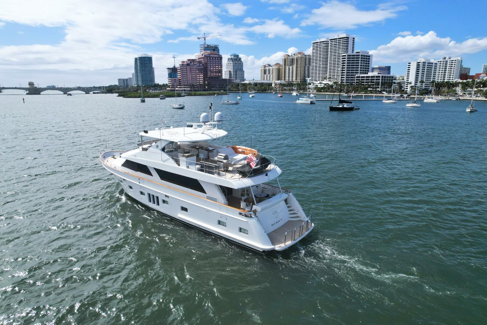 2010 Ocean Alexander 83 - Image 4