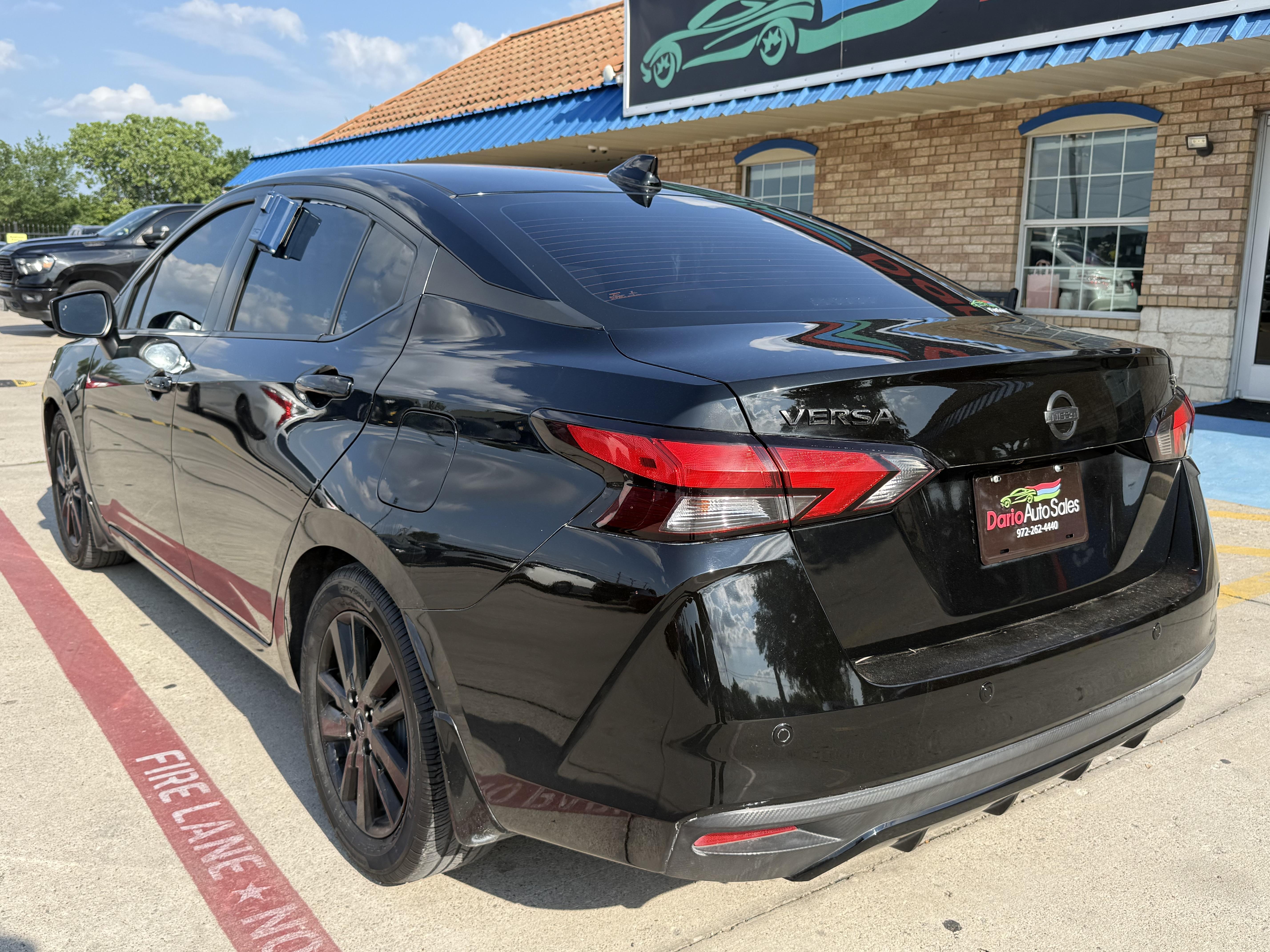 2020 Nissan VERSA Sedan 4D SV I4 - Image 8