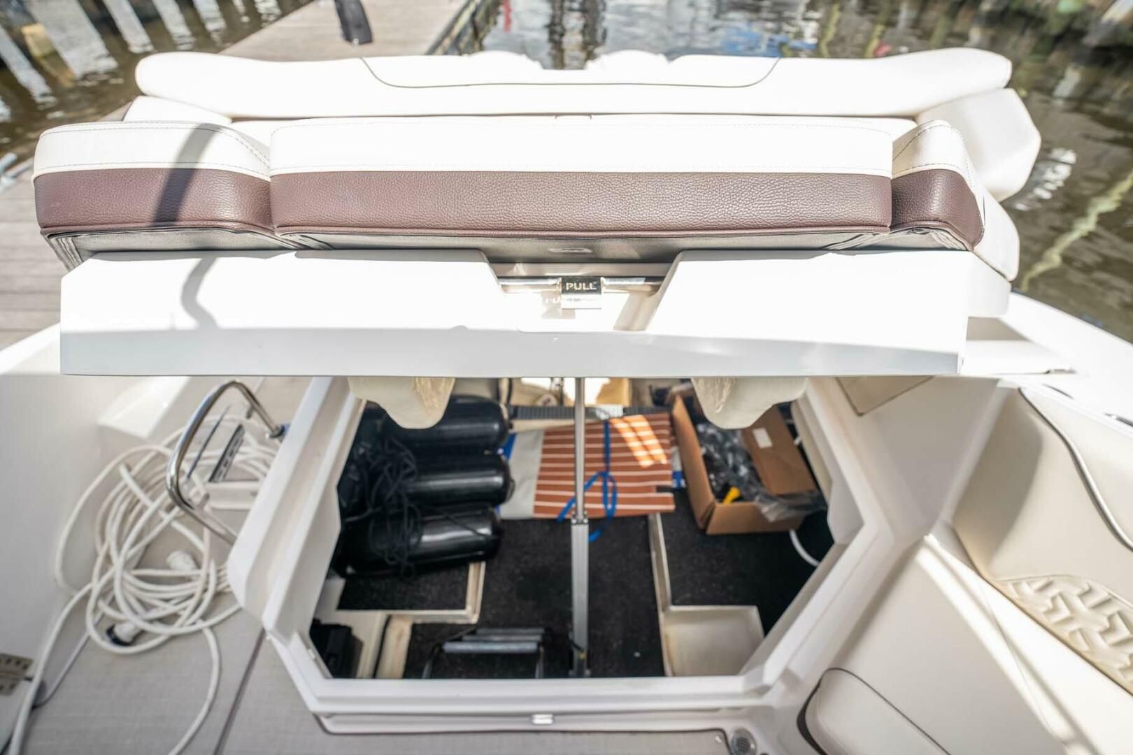 2022 Regal LX36 - Image 18