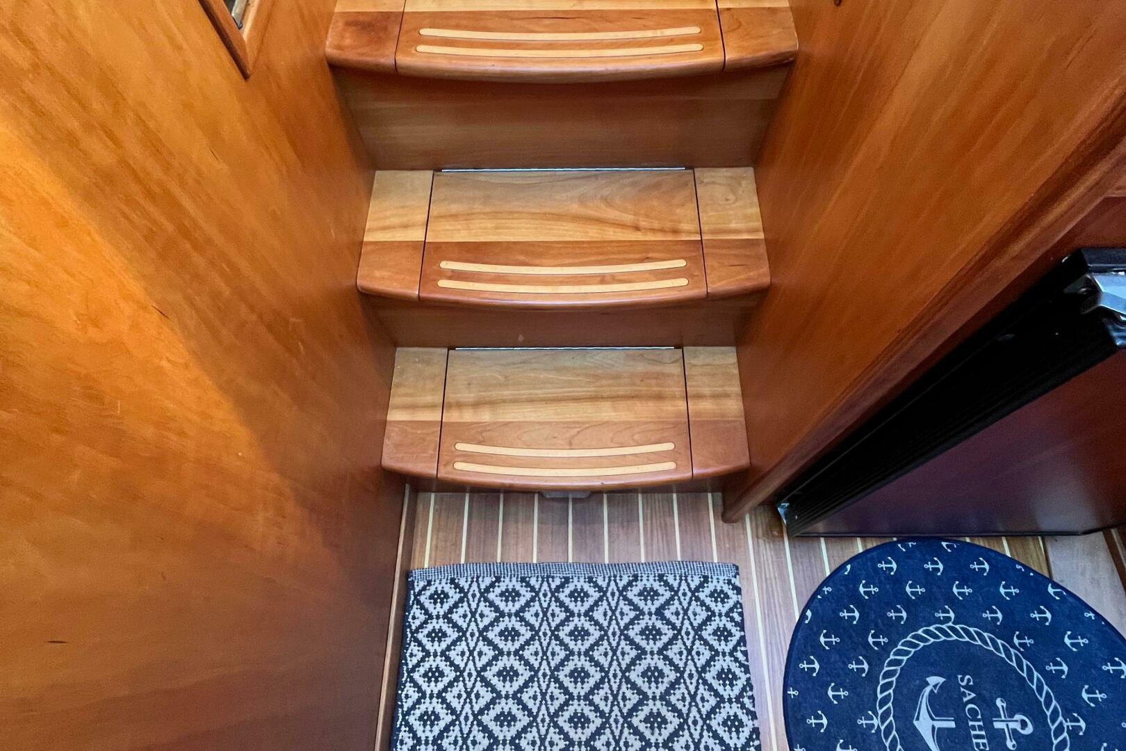 2006 Sabreline 36 Flybridge - Image 32