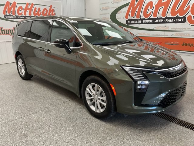 2027 Chrysler Pacifica Select AWD - Image 3