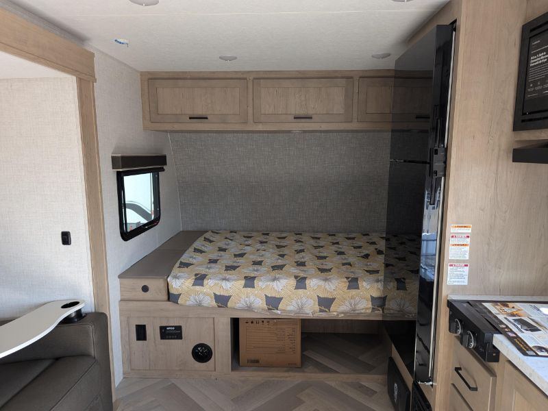 2026 Ember RV E-Series 18RBE - Image 4