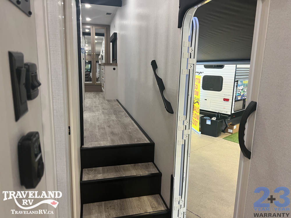 2027 Jayco Eagle 355MBQS - Image 19