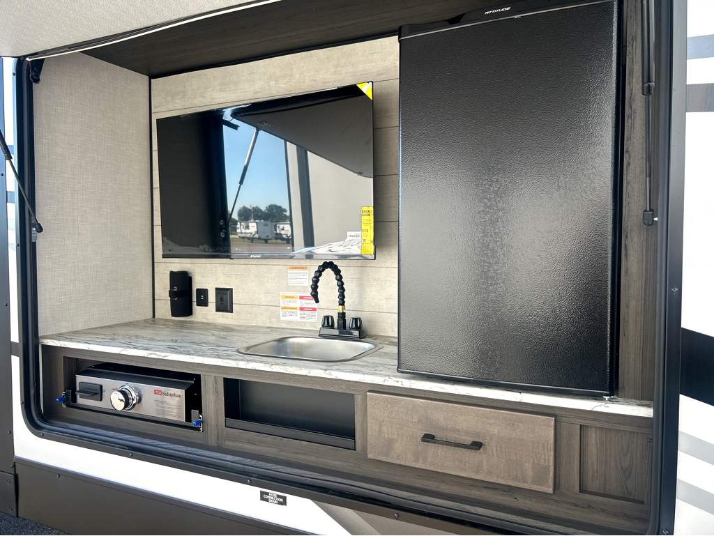 2026 VENTURE RV SPORTTREK 333VFK - Image 5