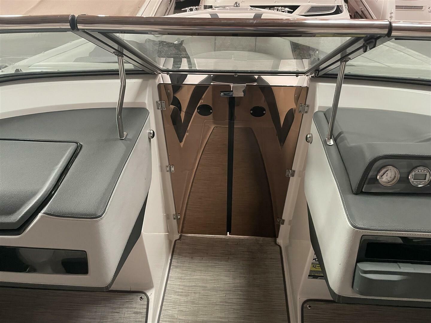 2019 Regal 2300 Base - Image 7