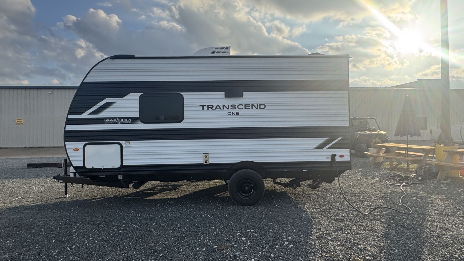 2026 Grand Design Transcend ONE 151RB - Image 4