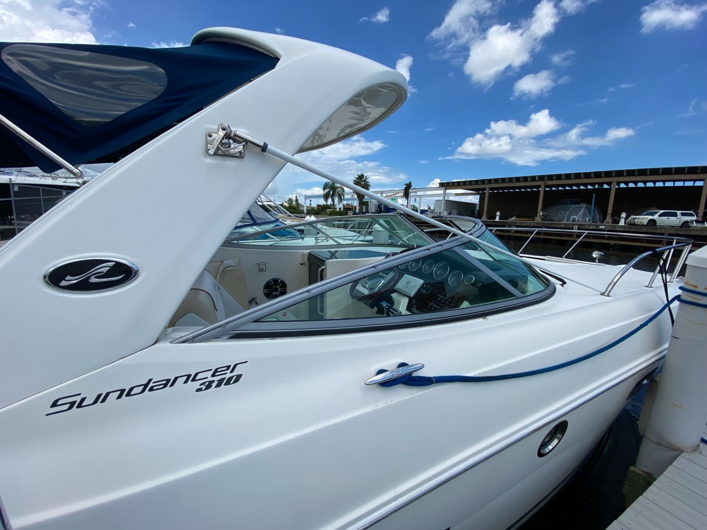 2013 Sea Ray 310 Sundancer - Image 9