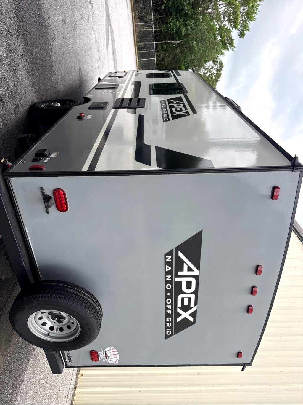 2023 COACHMEN APEX NANO 186 BH - Image 3