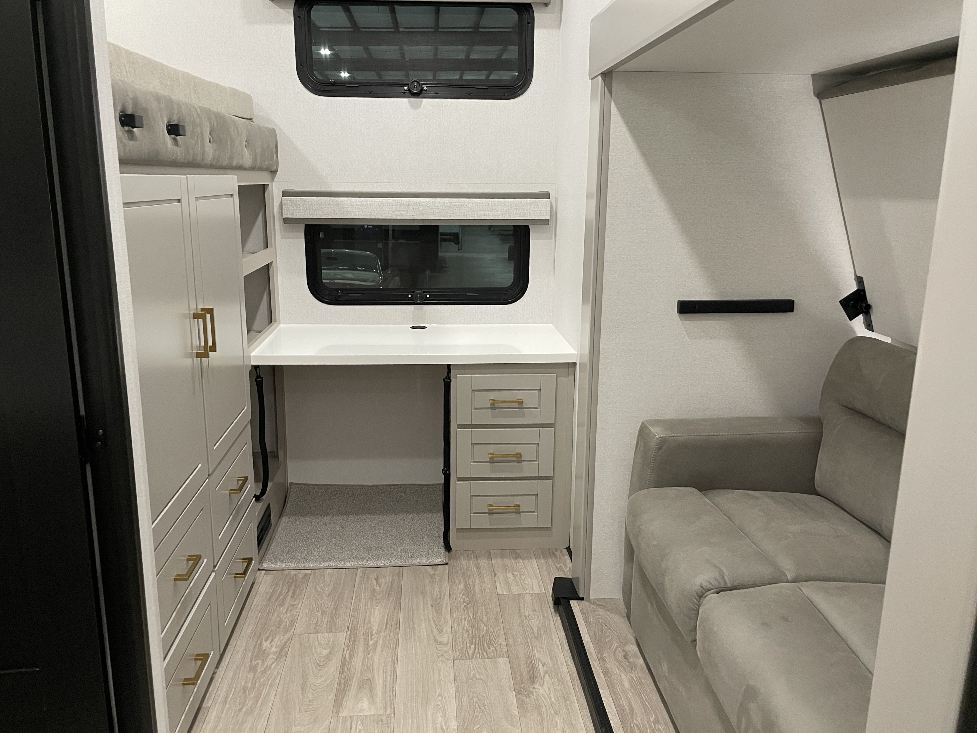 2027 Jayco North Point 391TBBH - Image 14