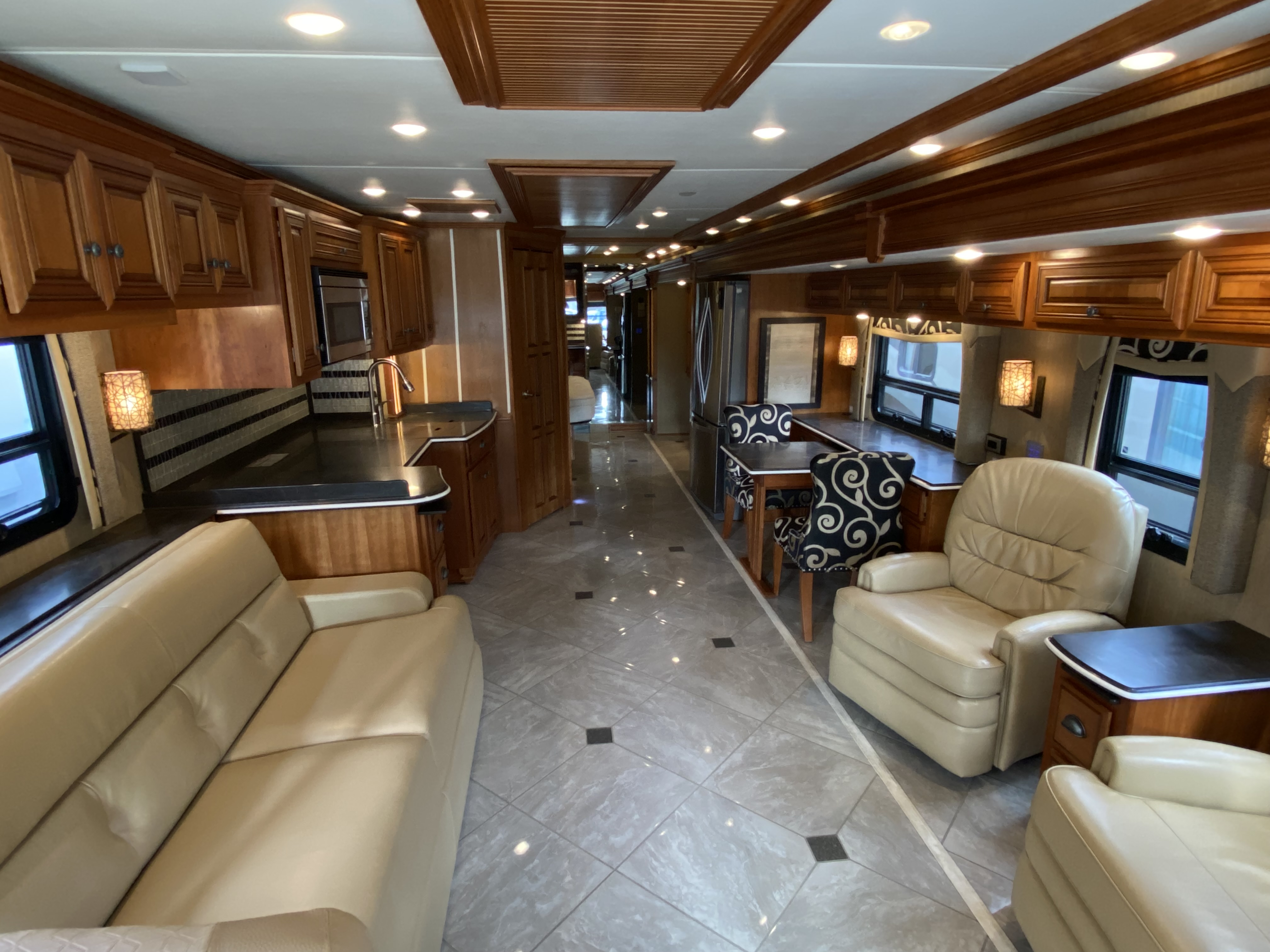 2016 NEWMAR DUTCH STAR DSDP 4018 - Image 2