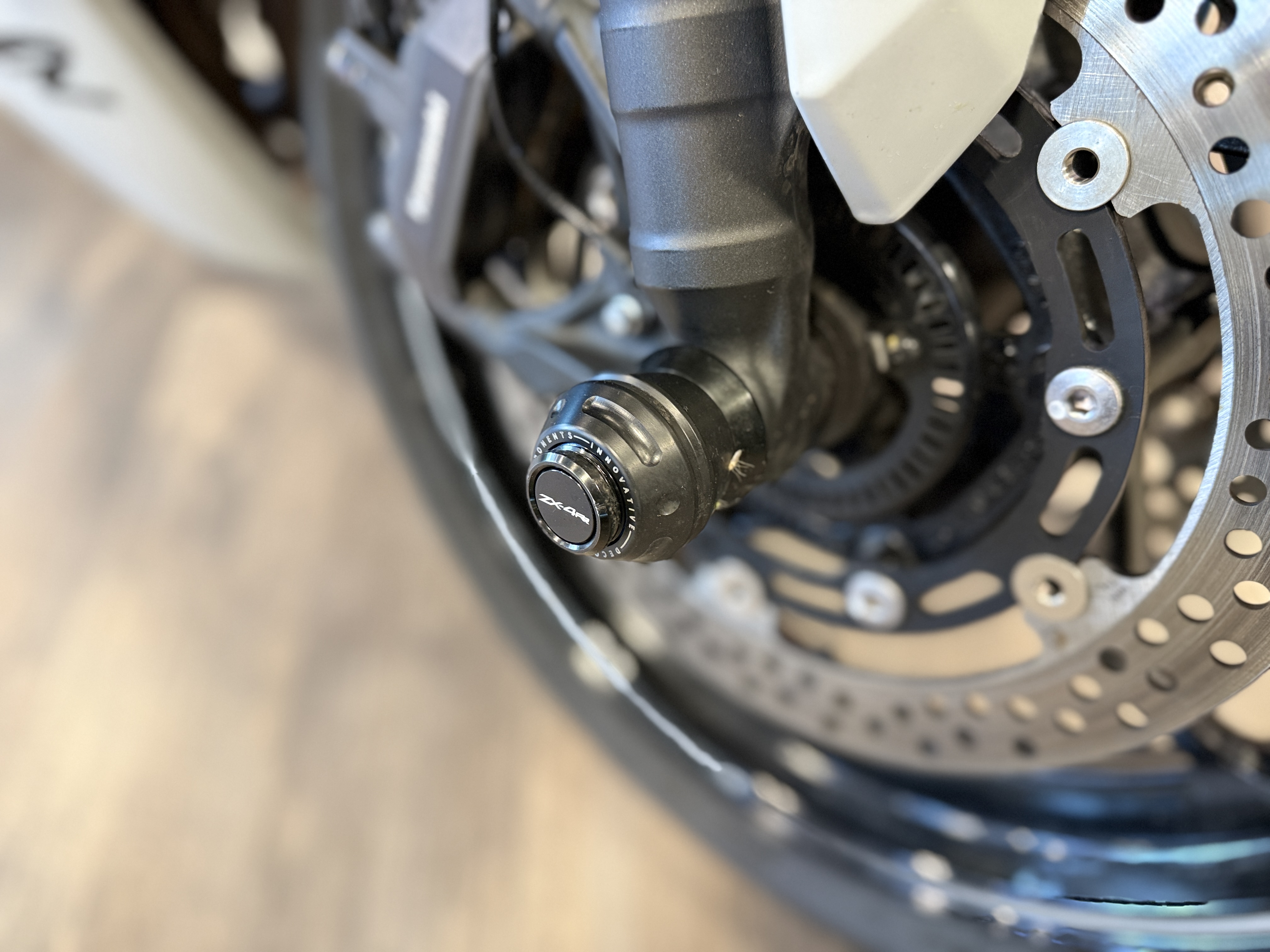 2025 Kawasaki NINJA® ZX™-4RR ABS - Image 6