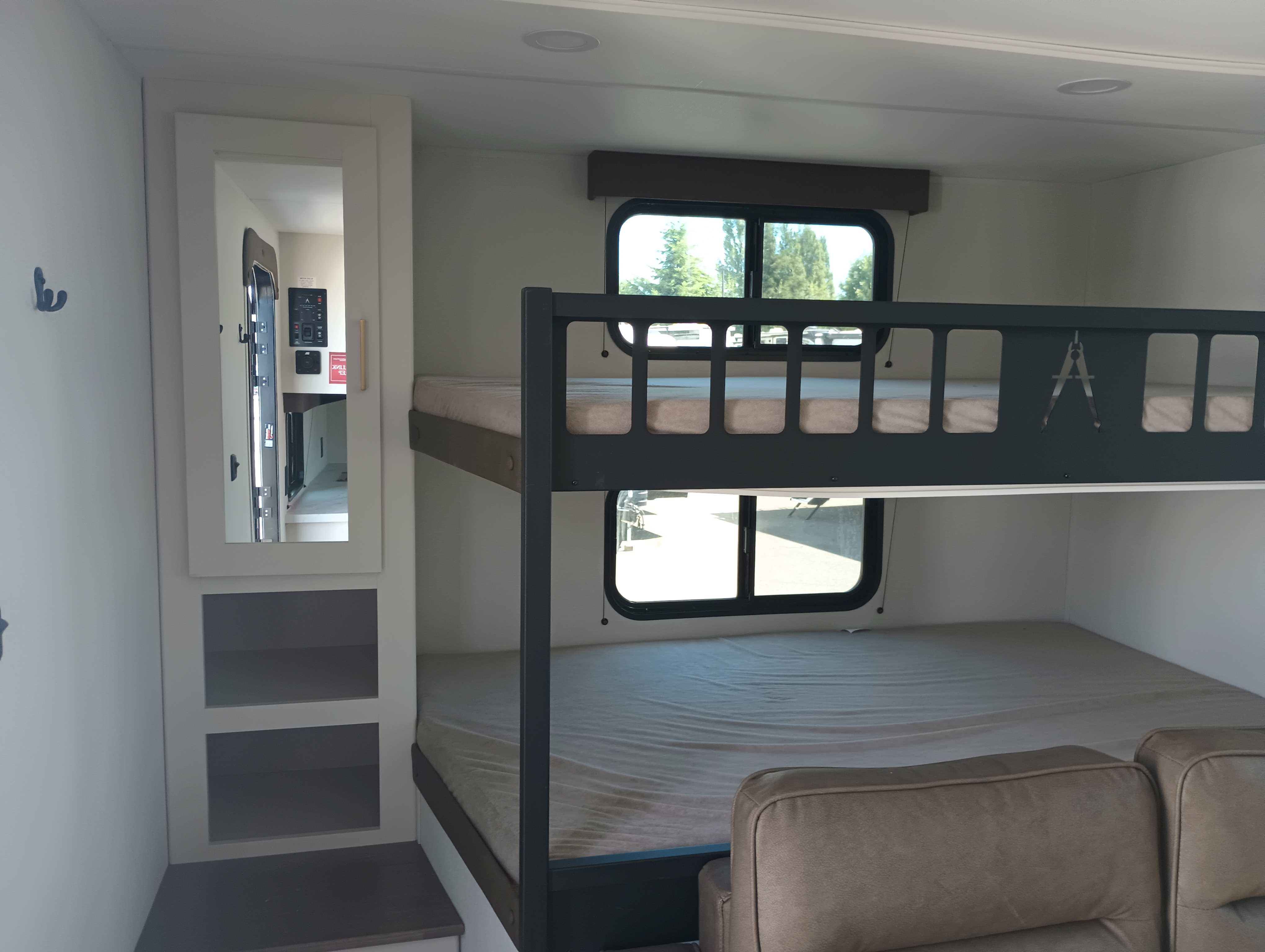 2027 Grand Design Transcend 265BHT - Image 18