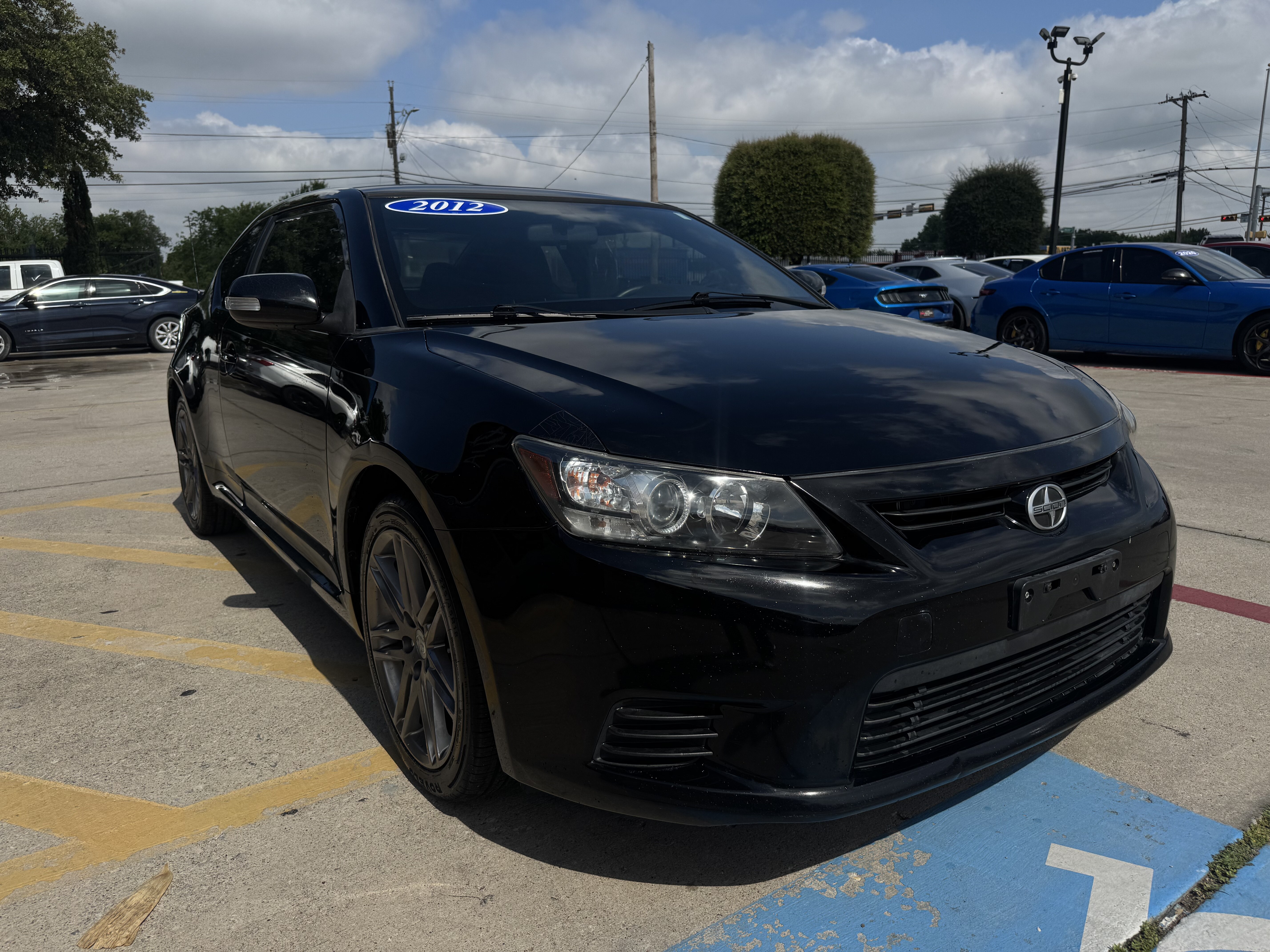 2012 Scion tC-4 Cyl. Liftback 3D - Image 3