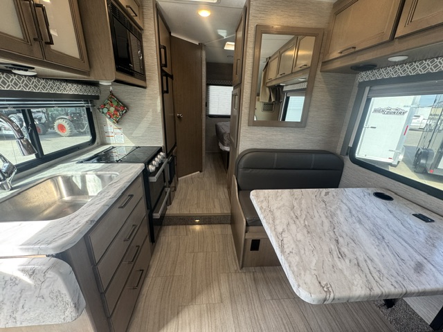 2021 Thor Motor Coach COLEMAN 22CM - Image 27