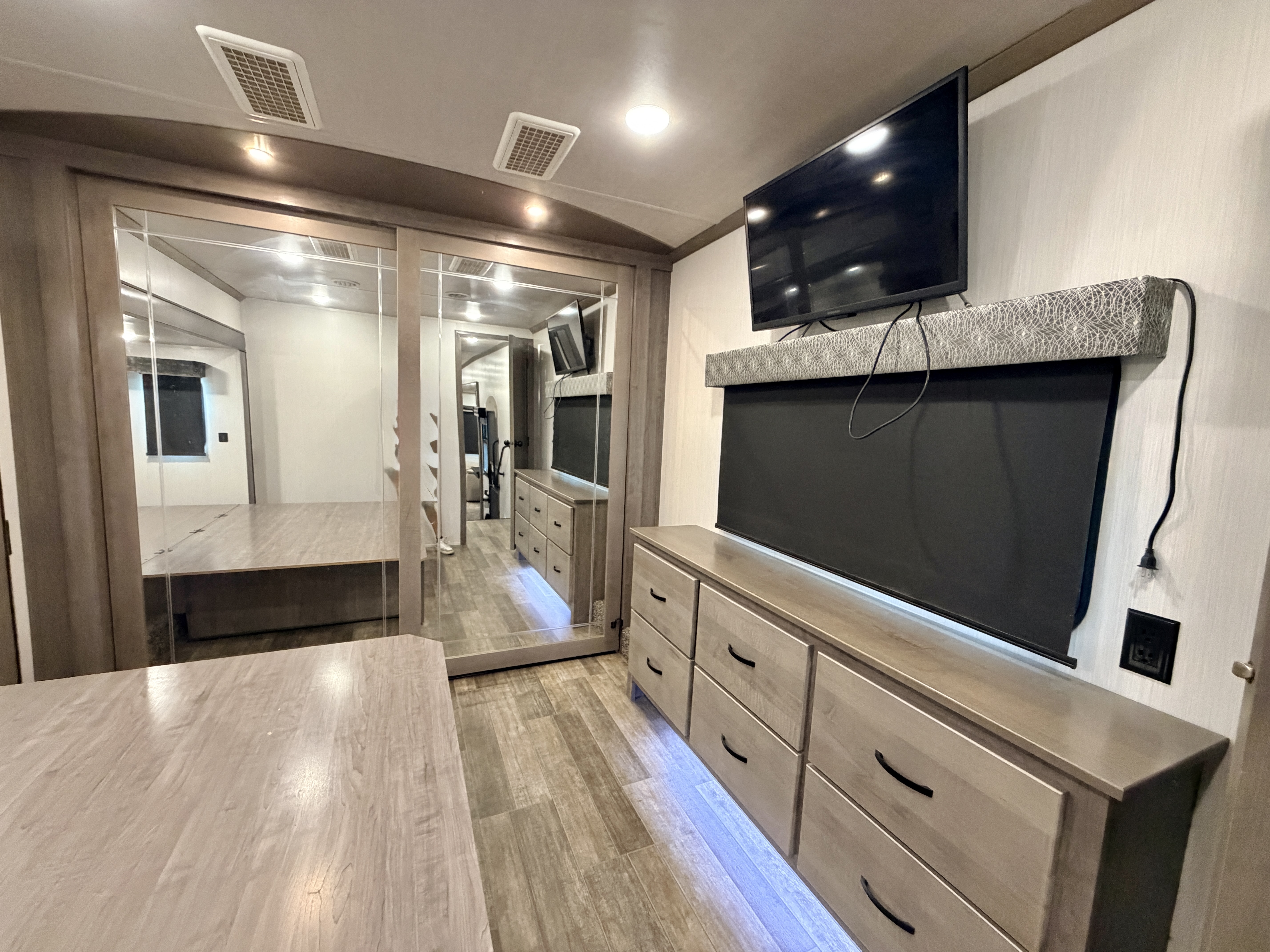 2021 Forest River Cedar Creek 360RL - Image 23