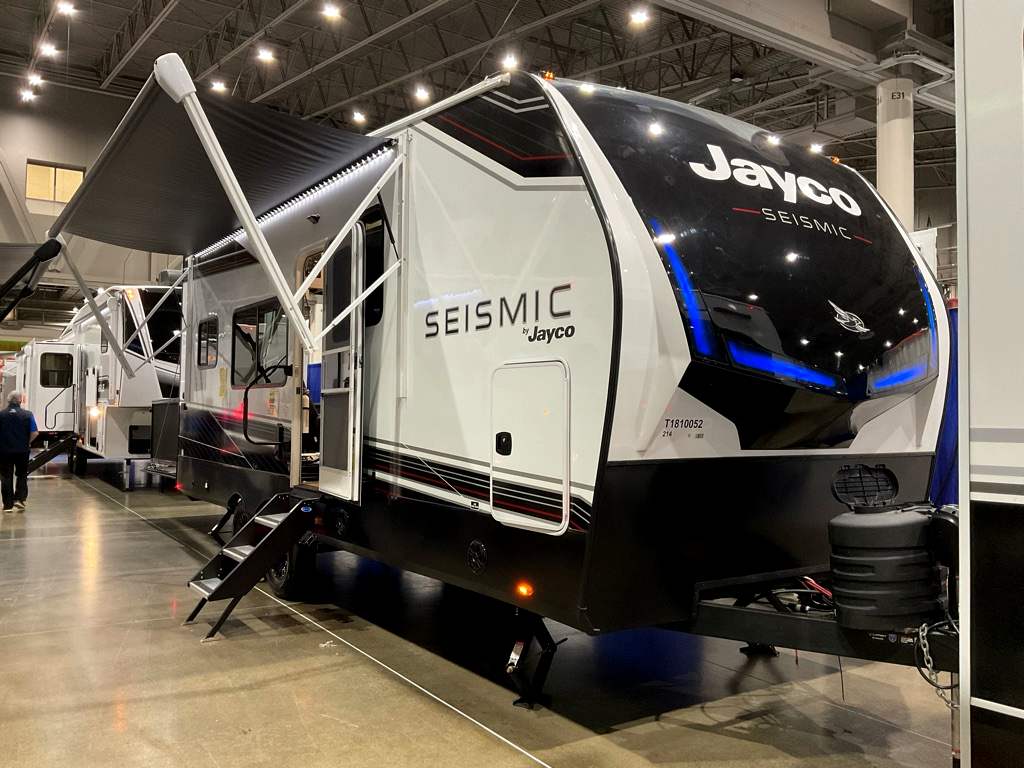 2026 JAYCO SEISMIC 214 - Image 2