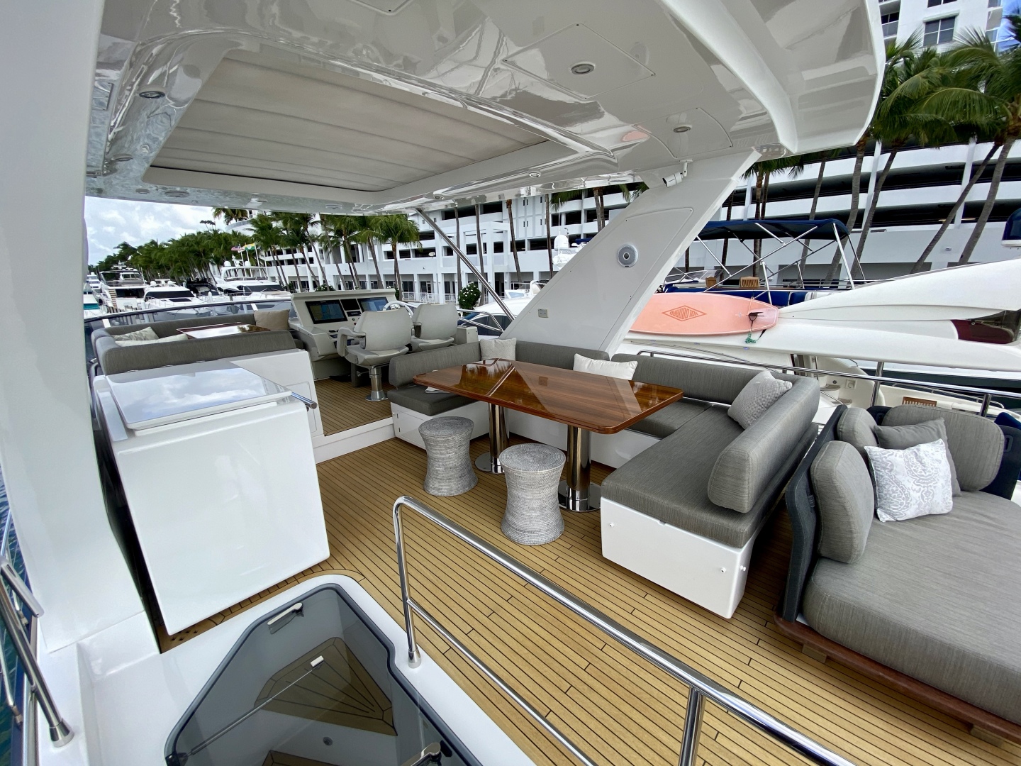 2018 Azimut Flybridge - Image 58