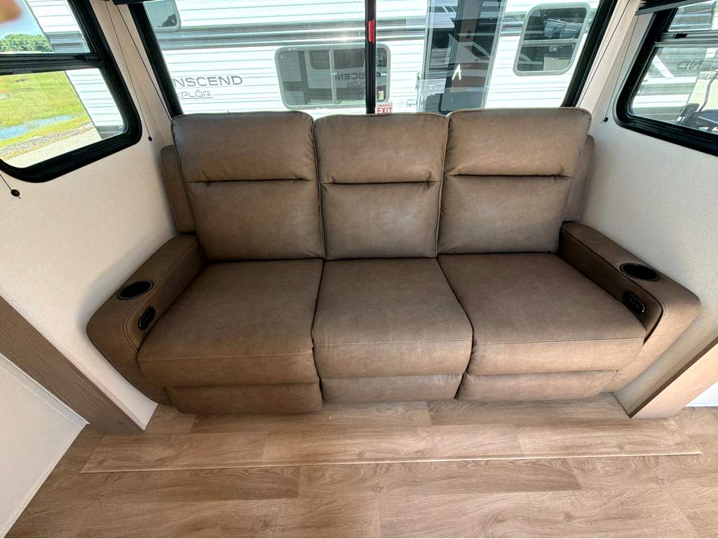 2027 GRAND DESIGN TRANSCEND 20MKX - Image 30