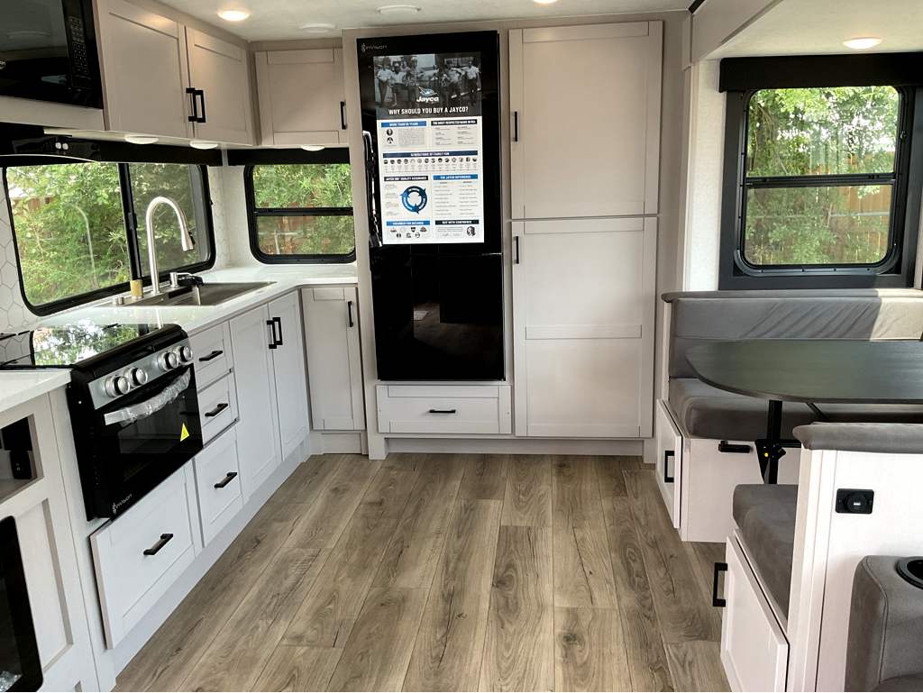 2026 JAYCO Jay Feather 30 RKB - Image 18