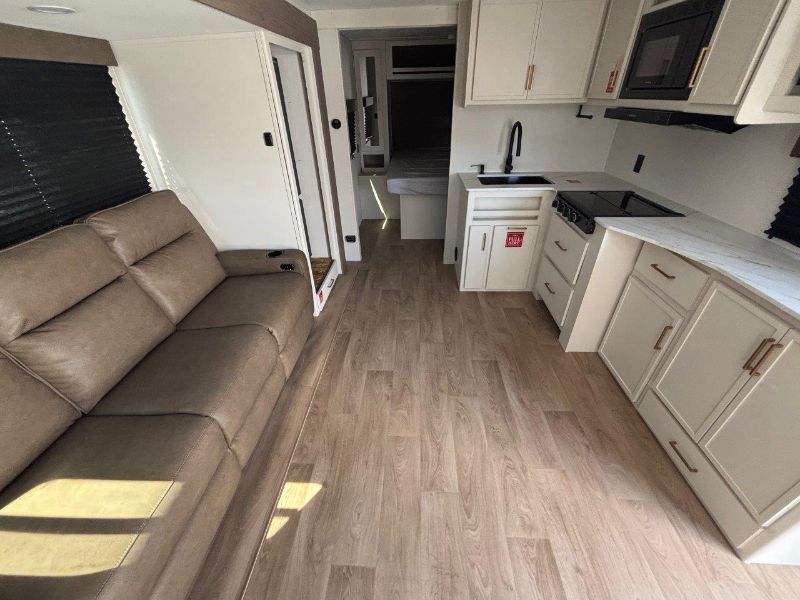 2026 Grand Design Transcend XPLOR 22RBX - Image 4
