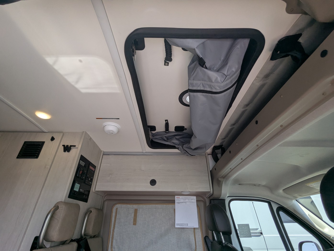 2027 Winnebago Solis 59PX - Image 11