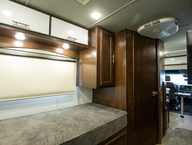 2020 Regency RV Ultra Brougham 25TB - Image 19