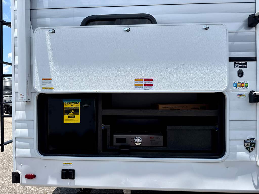 2027 VENTURE RV SIENNA 271VBH - Image 5