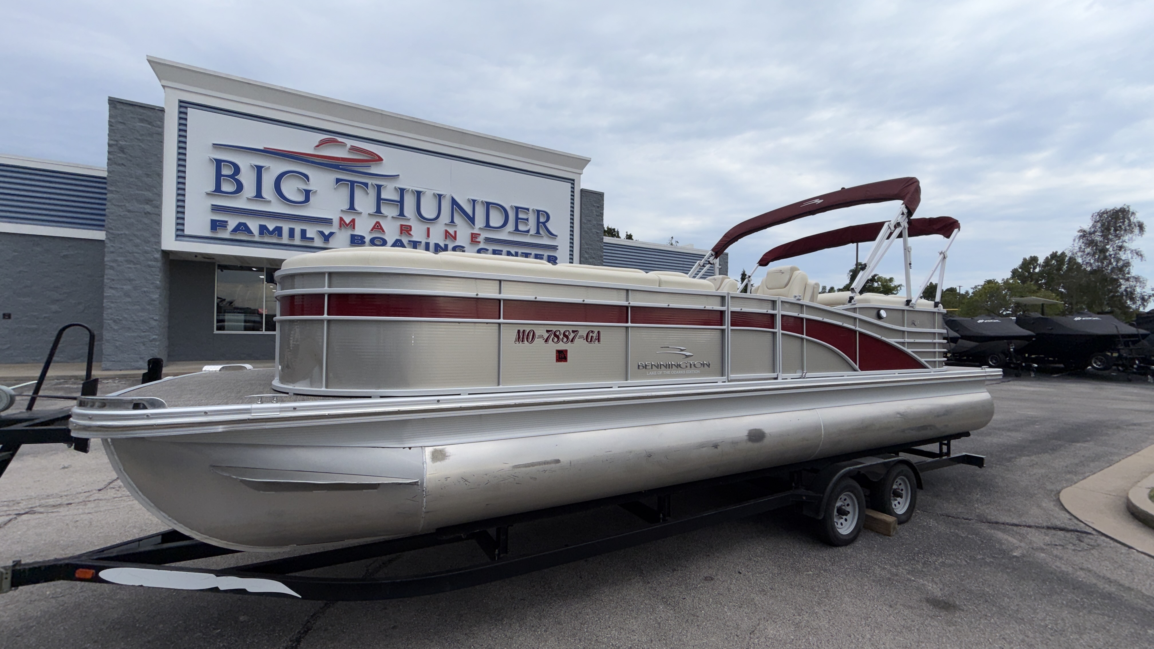 2015 Bennington 2550 RSR - Image 2