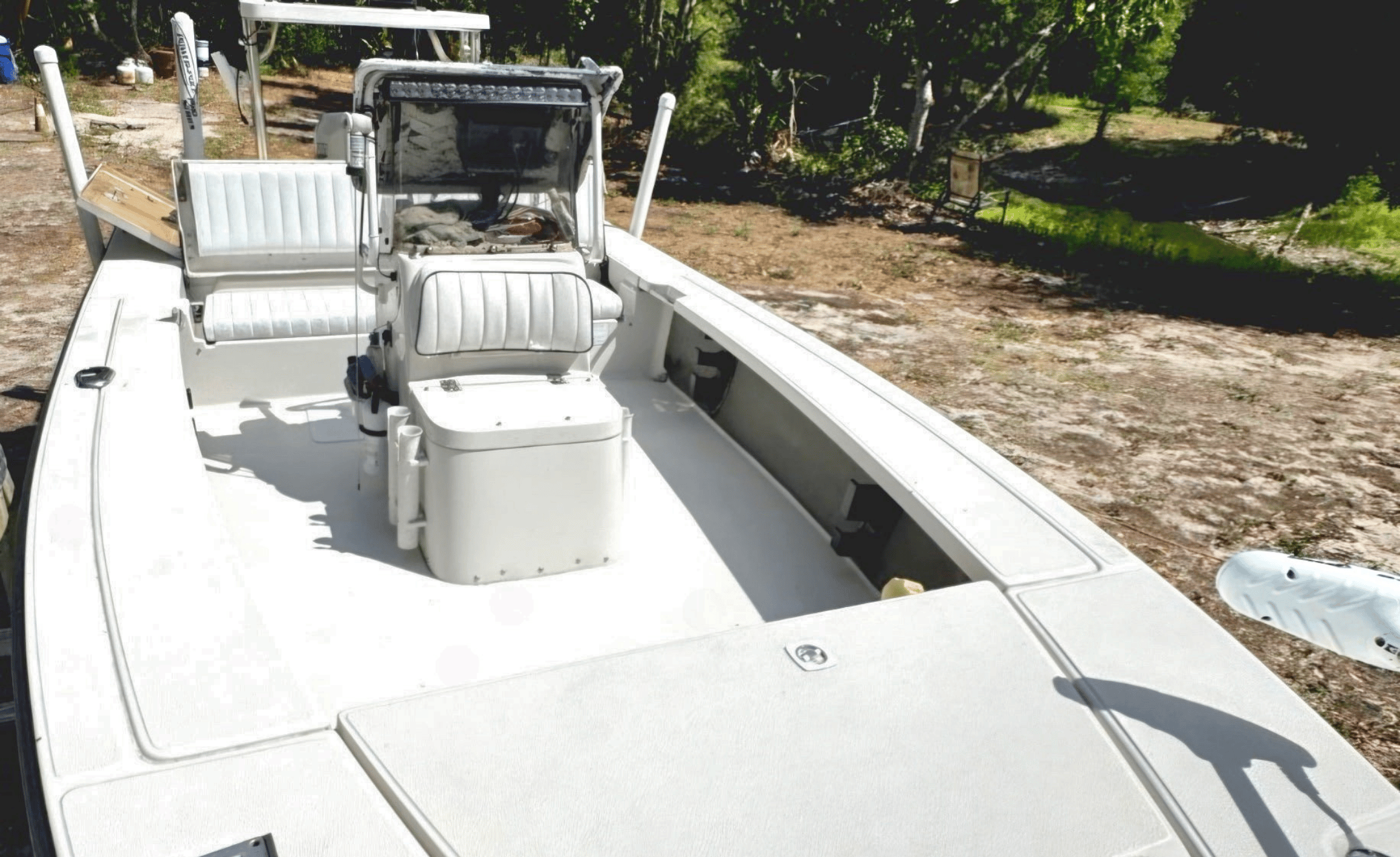 2001 HEWES REDFISHER - Image 5