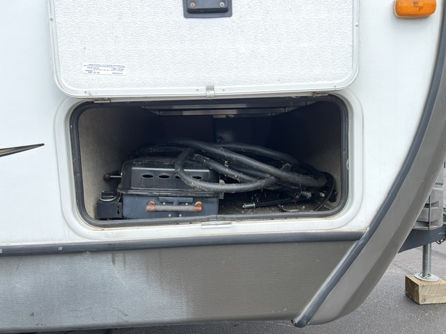 2014 Keystone Outback 323BH - Image 11