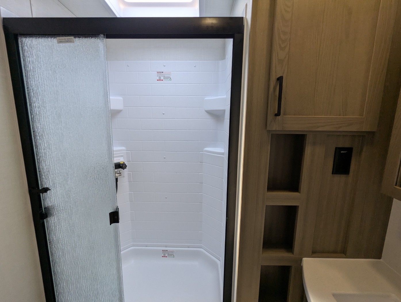 2027 Forest River Rockwood Ultra Lite 2916RL - Image 18