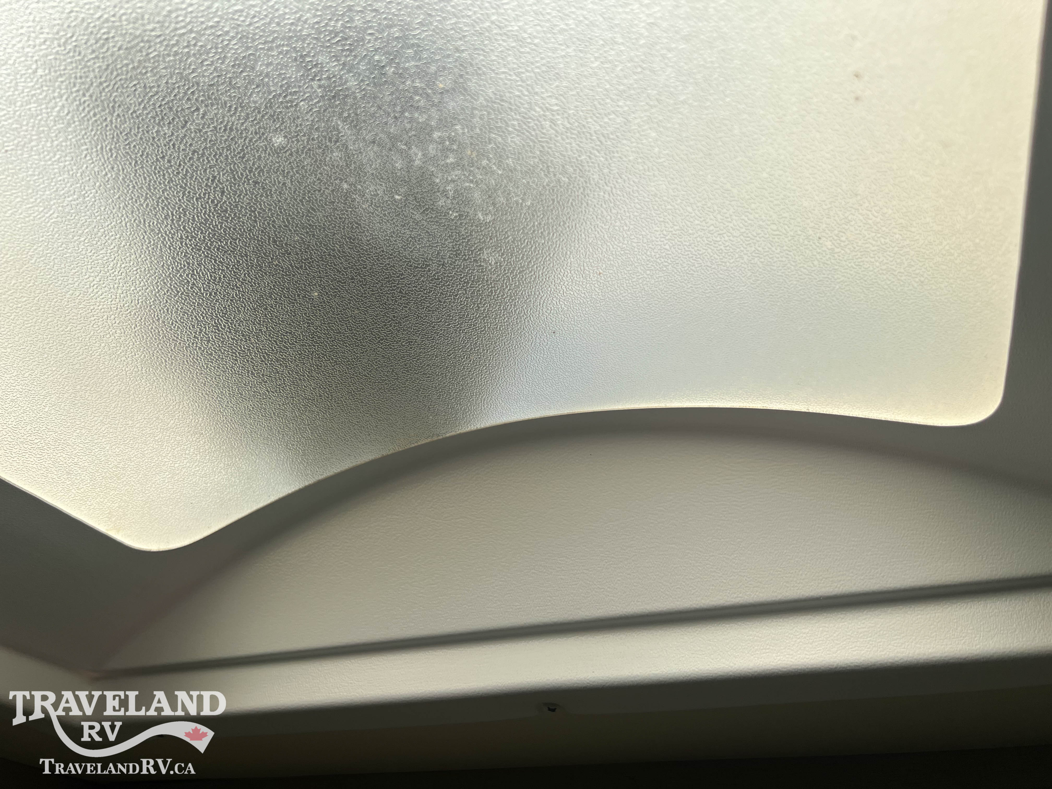 2014 Dutchmen Denali 2625RL Trail Edition - Image 34