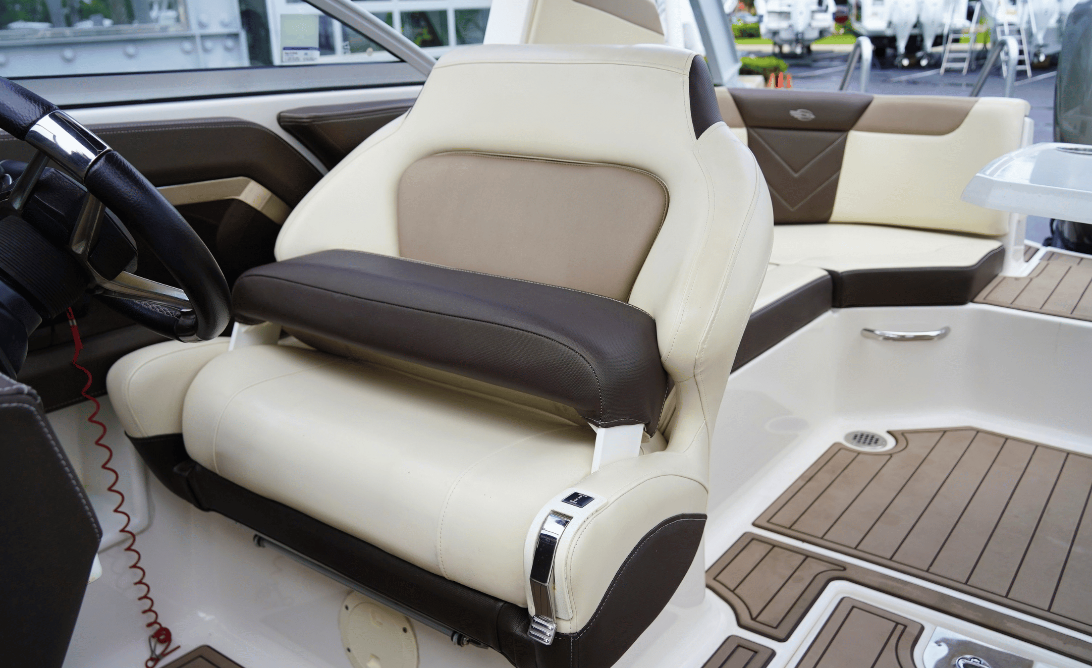 2020 CHAPARRAL 250 SUNCOAST - Image 27