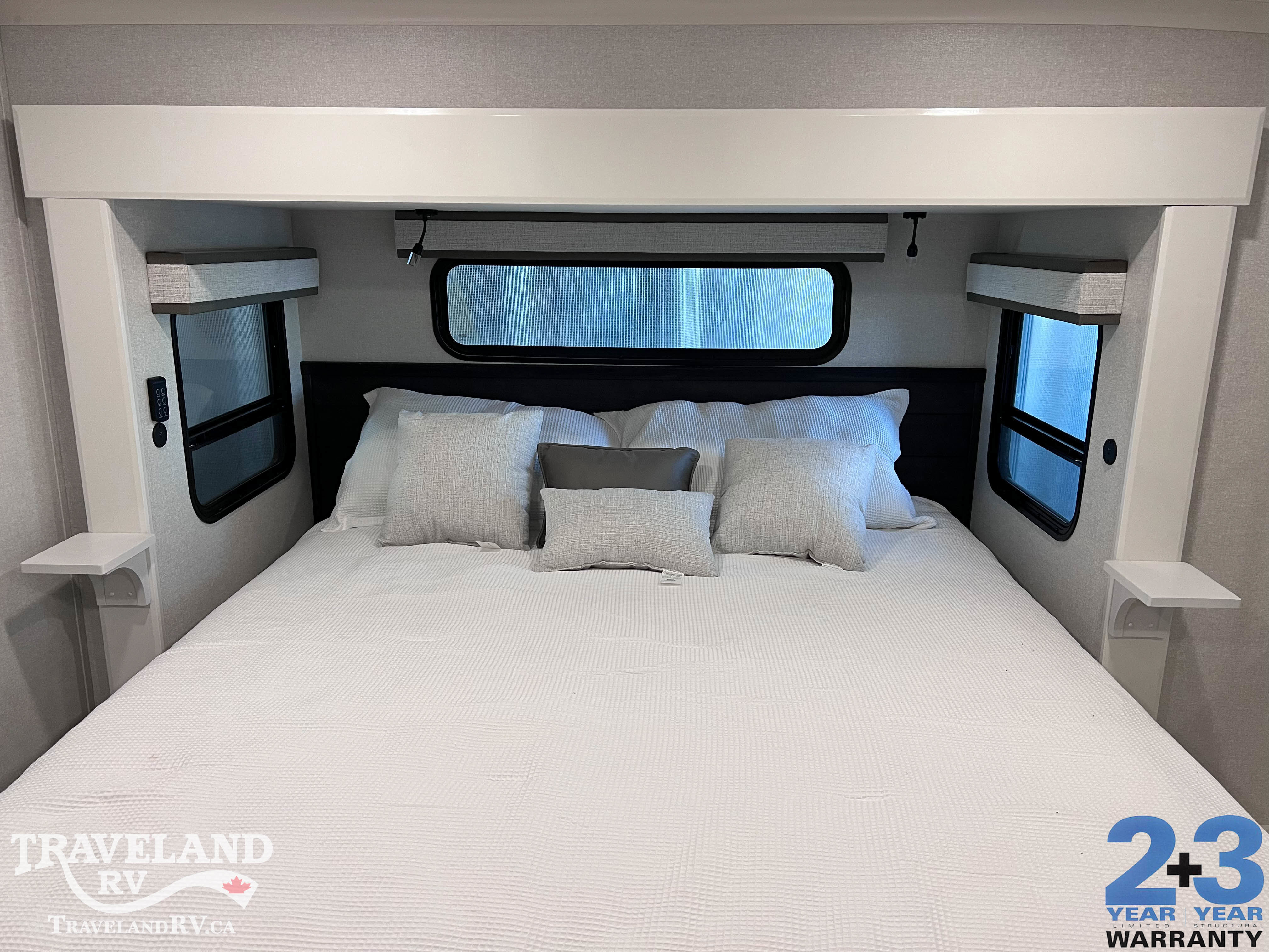 2026 Jayco Pinnacle 38KPTS - Image 23
