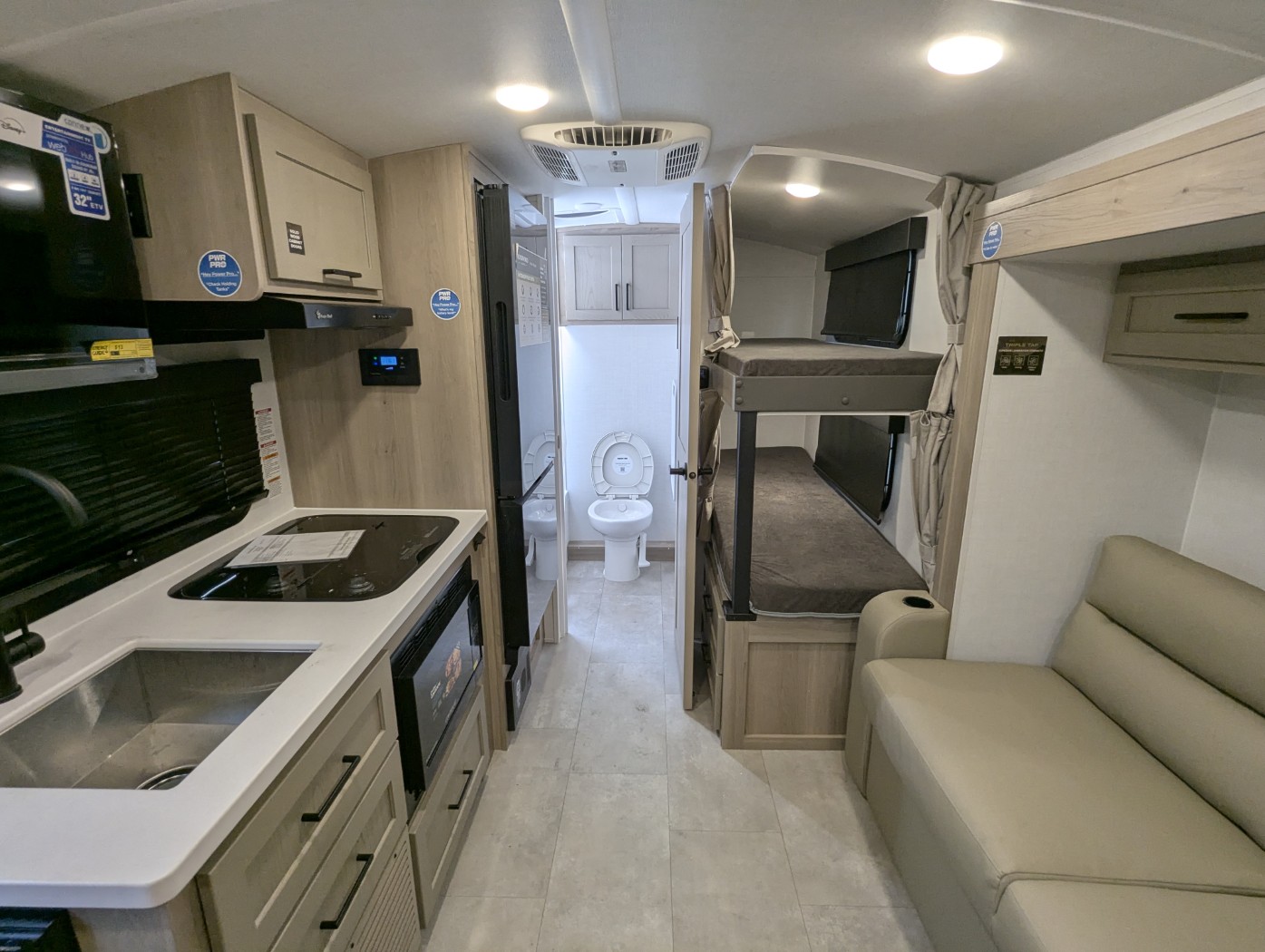 2026 Forest River Rockwood Geo Pro G20BHT - Image 13