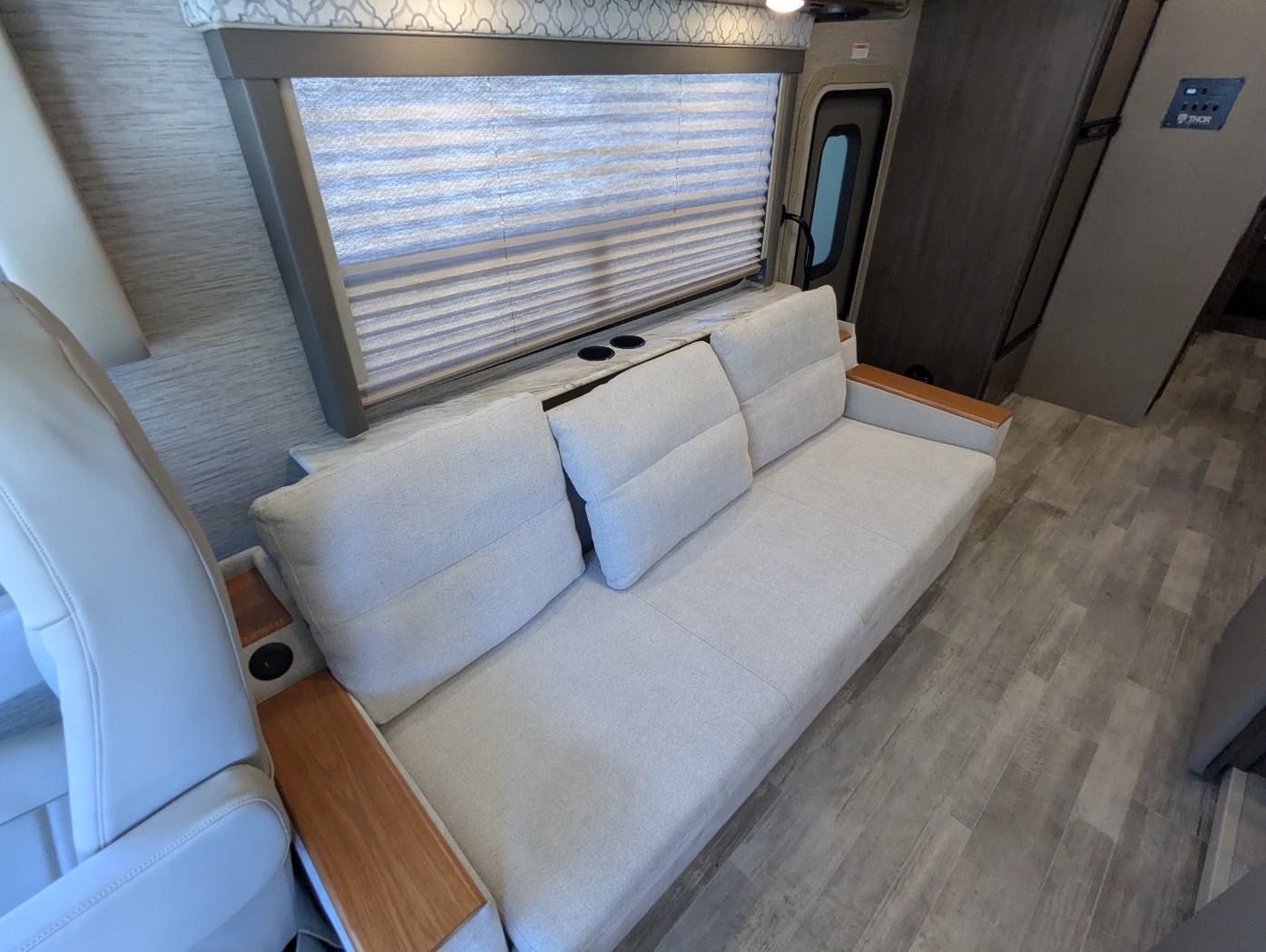 2021 Thor Motor Coach Freedom Traveler A30 - Image 13
