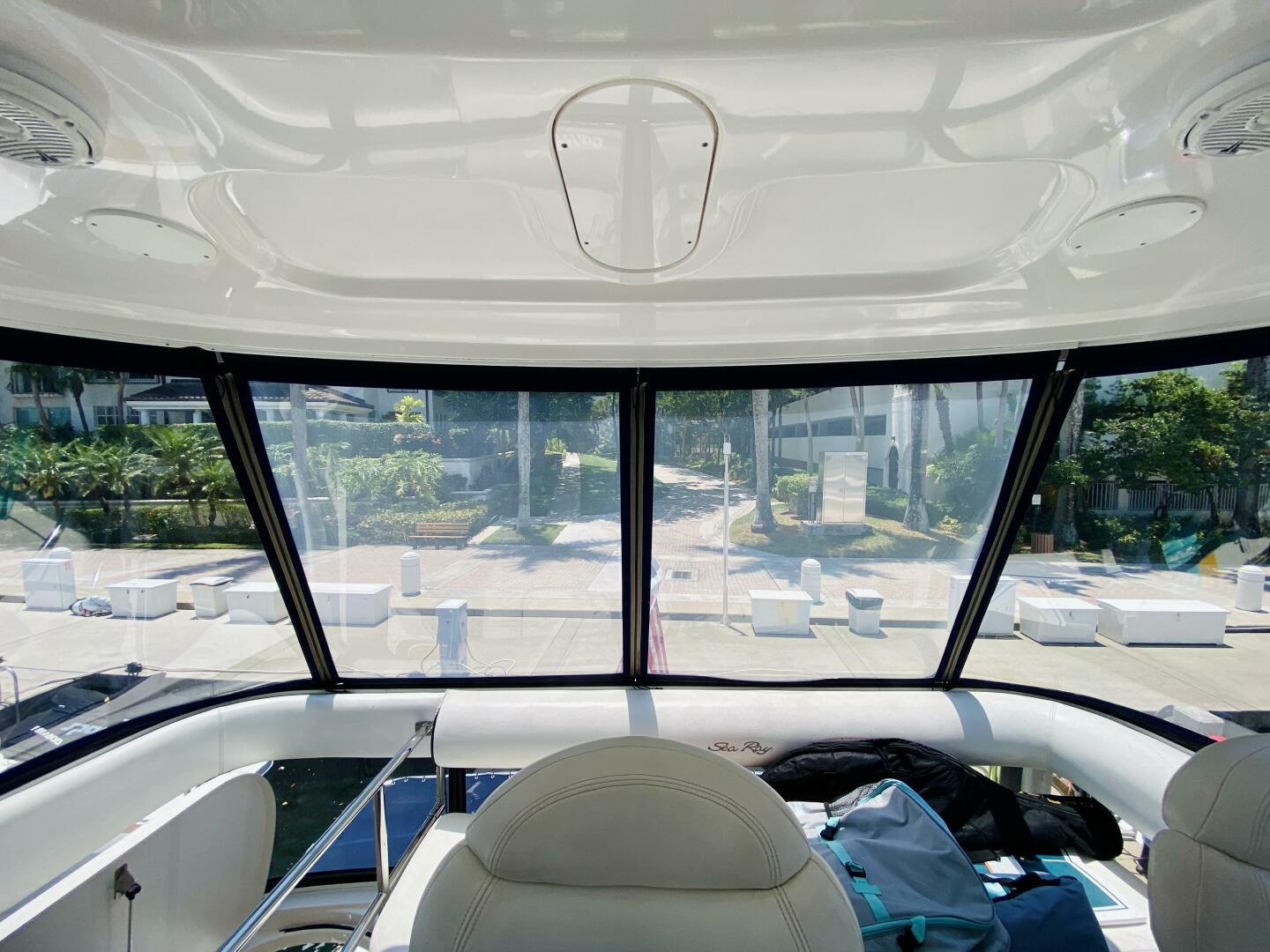 2006 Sea Ray 58 Sedan Bridge - Image 24